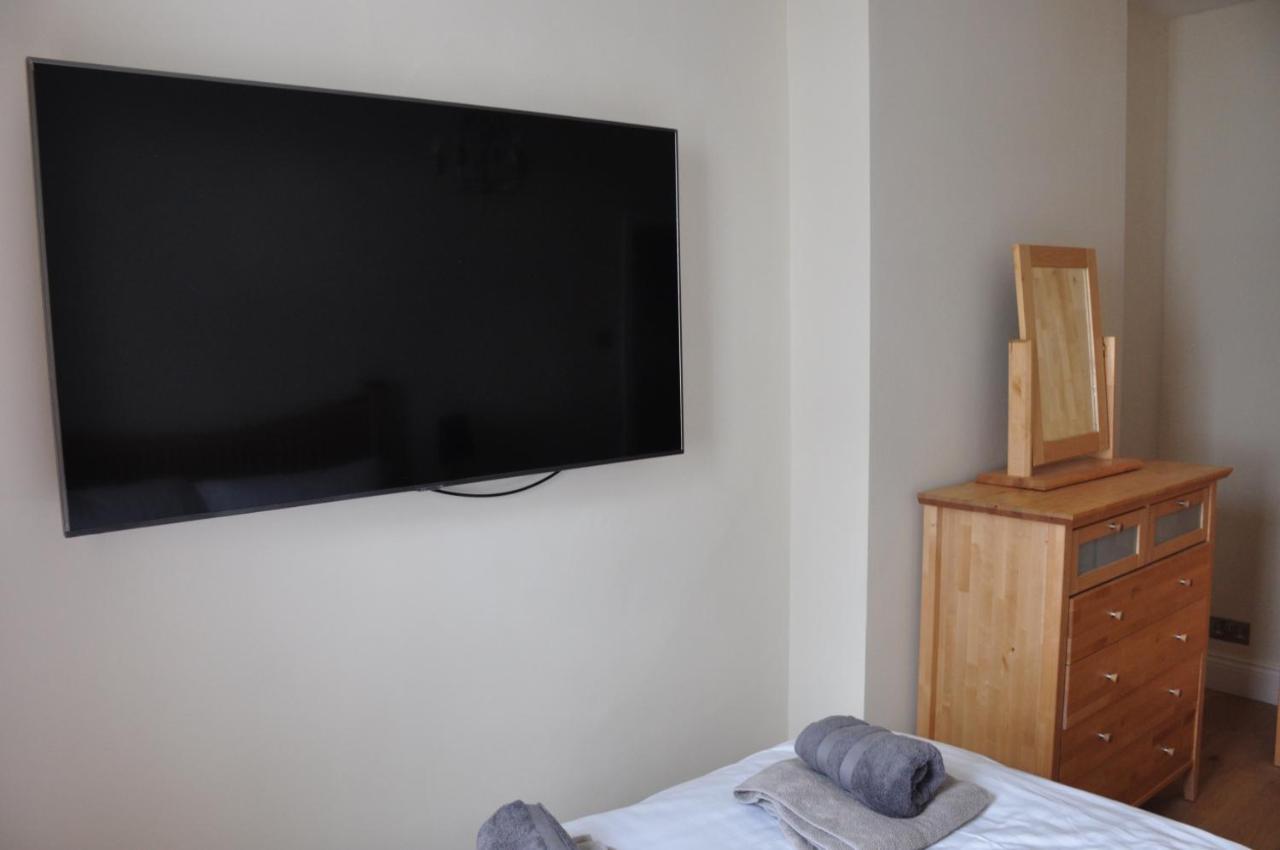 58 Gloucester Mews Villa Лондон Екстериор снимка